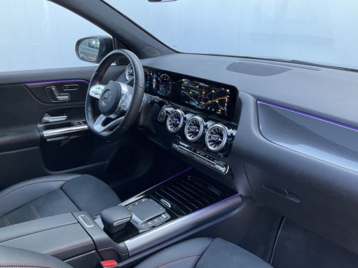 Mercedes-Benz GLA 200 164pk Solution AMG Memory Pano.dak Sfeerverl Hoogzitter Uitstraling! ActivLease financial lease