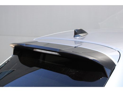 Peugeot 208 1.2 Hybrid 145 e-DCS6 GT | Automaat | Navigatie | Camera voor + achter | Adaptieve cruise | NL au... ActivLease financial lease