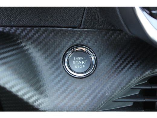 Peugeot 208 1.2 Hybrid 145 e-DCS6 GT | Automaat | Navigatie | Camera voor + achter | Adaptieve cruise | NL au... ActivLease financial lease