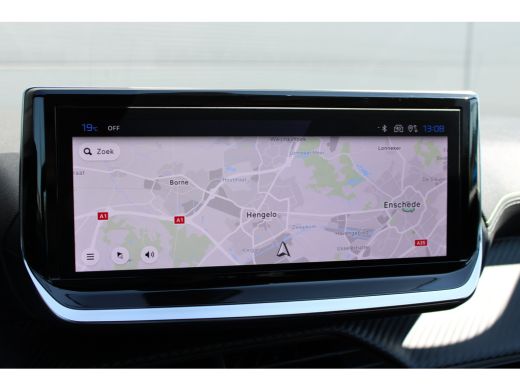 Peugeot 208 1.2 Hybrid 145 e-DCS6 GT | Automaat | Navigatie | Camera voor + achter | Adaptieve cruise | NL au... ActivLease financial lease