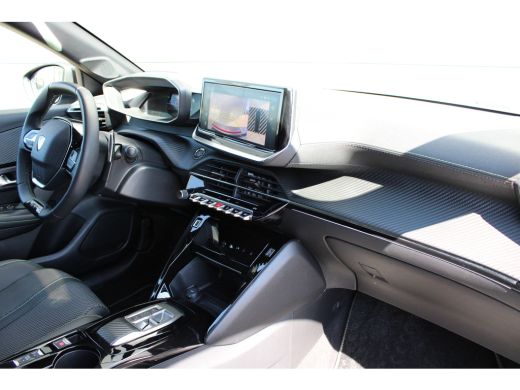 Peugeot 208 1.2 Hybrid 145 e-DCS6 GT | Automaat | Navigatie | Camera voor + achter | Adaptieve cruise | NL au... ActivLease financial lease