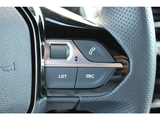 Peugeot 208 1.2 Hybrid 145 e-DCS6 GT | Automaat | Navigatie | Camera voor + achter | Adaptieve cruise | NL au... ActivLease financial lease