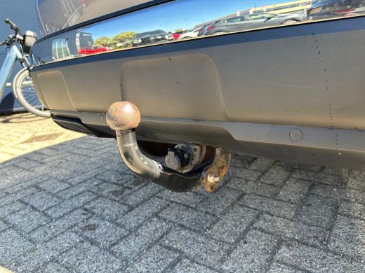 Peugeot 3008 1.2 PureTech Blue Lease Premium | Achterbank in delen neerklapbaar | Achteruitrijcamera | Apple C... ActivLease financial lease