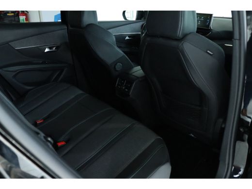 Peugeot 3008 1.6 HYbrid 225 Allure Pack Business | Adapt. Cruise | Camera | Stoelverwarming | Navigatie | Carp... ActivLease financial lease