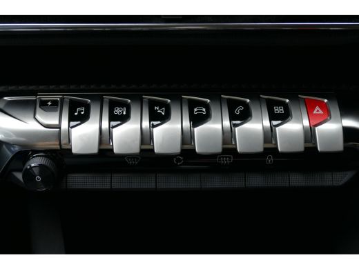 Peugeot 3008 1.6 HYBRID 225PK ALLURE PACK AUTOMAAT / NAVI / CLIMA / 19"LMV / CAMERA / FULL-LED / PDC / BLUETOO... ActivLease financial lease