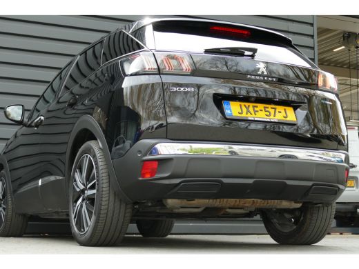Peugeot 3008 1.6 HYBRID 225PK ALLURE PACK AUTOMAAT / NAVI / CLIMA / 19"LMV / CAMERA / FULL-LED / PDC / BLUETOO... ActivLease financial lease