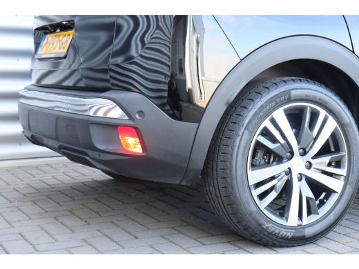 Peugeot 3008 1.6 HYBRID 225PK ALLURE PACK AUTOMAAT / NAVI / CLIMA / PDC / 18" LMV / CAMERA / KEYLESS / WINTERP... ActivLease financial lease