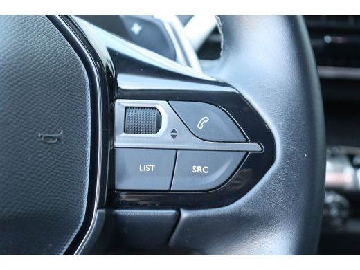 Peugeot 3008 1.6 HYBRID 225PK ALLURE PACK AUTOMAAT / NAVI / CLIMA / PDC / 18" LMV / CAMERA / KEYLESS / WINTERP... ActivLease financial lease