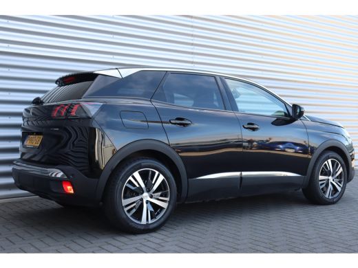 Peugeot 3008 1.6 HYBRID 225PK ALLURE PACK AUTOMAAT / NAVI / CLIMA / PDC / 18" LMV / CAMERA / KEYLESS / WINTERP... ActivLease financial lease
