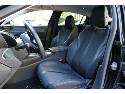 Peugeot 308 1.2 PURETECH 130PK 5-DRS ALLURE PACK AUTOMAAT / NAVI / CLIMA / 17"LMV / CAMERA / KEYLESS / FULL-L... ActivLease financial lease