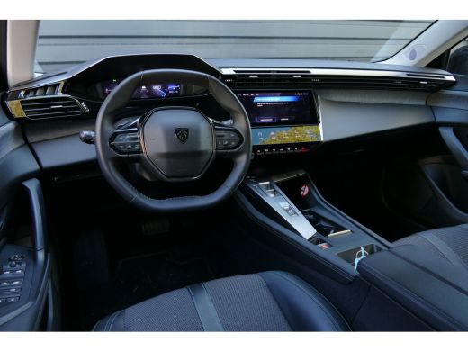 Peugeot 308 1.2 PURETECH 130PK 5-DRS ALLURE PACK AUTOMAAT / NAVI / CLIMA / 17"LMV / CAMERA / KEYLESS / FULL-L... ActivLease financial lease