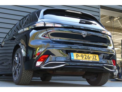 Peugeot 308 1.2 PURETECH 130PK 5-DRS ALLURE PACK AUTOMAAT / NAVI / CLIMA / 17"LMV / CAMERA / KEYLESS / FULL-L... ActivLease financial lease
