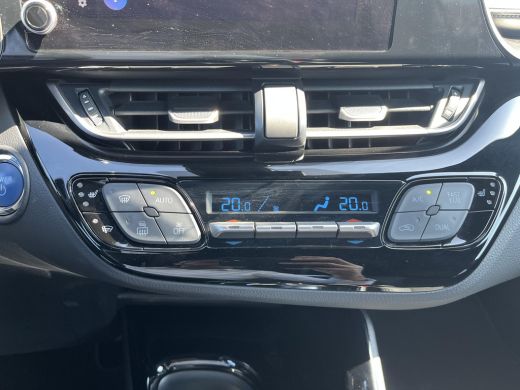 Toyota C-HR 1.8 Hybrid Style | Navigatie | Apple CarPlay/Android auto | Achteruitrijcamera | Stoel en stuurve... ActivLease financial lease