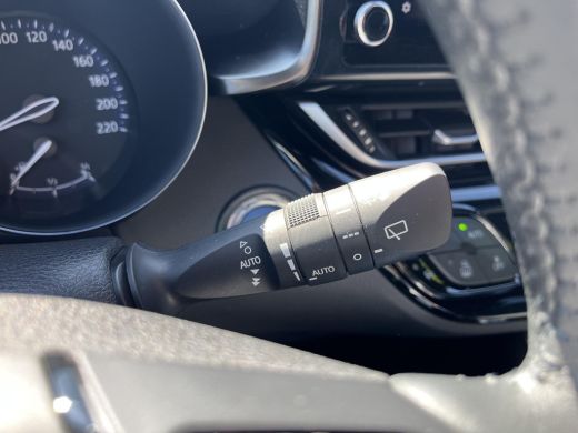 Toyota C-HR 1.8 Hybrid Style | Navigatie | Apple CarPlay/Android auto | Achteruitrijcamera | Stoel en stuurve... ActivLease financial lease