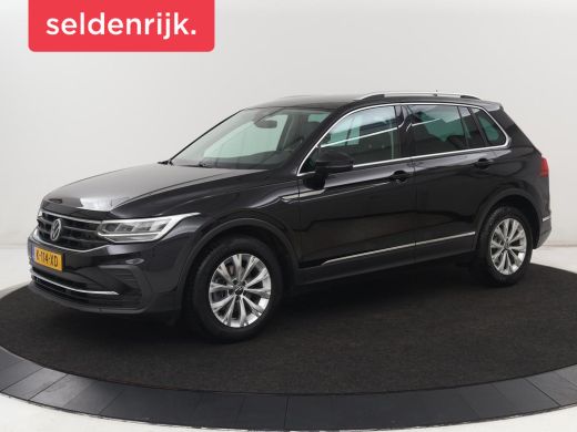 Volkswagen Tiguan 1.5 TSI Life Business | Leder | Stoelverwarming | Keyless | Carplay | Adaptive cruise | Navigatie...