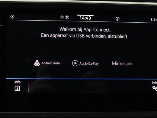 Volkswagen Tiguan 1.5 TSI Life Business | Leder | Stoelverwarming | Keyless | Carplay | Adaptive cruise | Navigatie... ActivLease financial lease