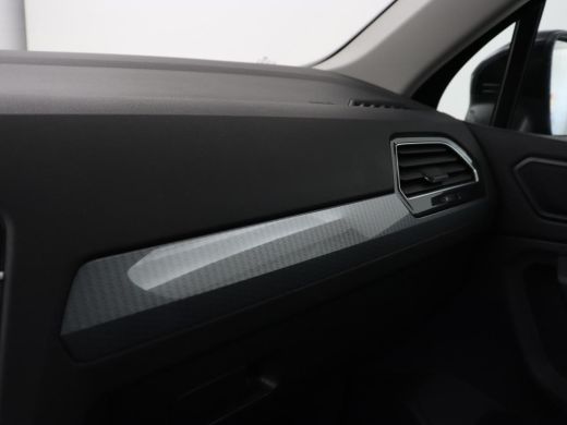 Volkswagen Tiguan 1.5 TSI Life Business | Leder | Stoelverwarming | Keyless | Carplay | Adaptive cruise | Navigatie... ActivLease financial lease