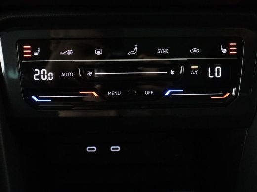 Volkswagen Tiguan 1.5 TSI Life Business | Leder | Stoelverwarming | Keyless | Carplay | Adaptive cruise | Navigatie... ActivLease financial lease