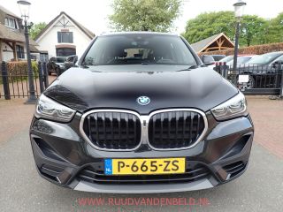 BMW X1 25e X-DRIVE HEADUP / SPORTLEER / TREKHAAK / CAMERA