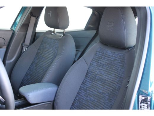Alfa Romeo Junior 1.2 Turbo Hybrid Ibrida | Adaptieve cruise control | Full-LED | Parkeersensoren achter | Apple ca... ActivLease financial lease