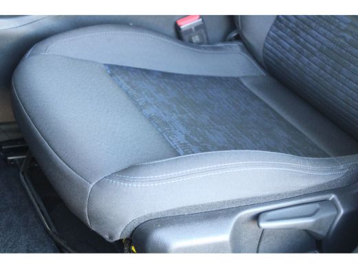 Alfa Romeo Junior 1.2 Turbo Hybrid Ibrida | Adaptieve cruise control | Full-LED | Parkeersensoren achter | Apple ca... ActivLease financial lease