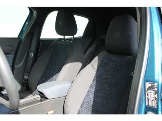 Alfa Romeo Junior 1.2 Turbo Hybrid Ibrida | Adaptieve cruise control | Full-LED | Parkeersensoren achter | Apple ca... ActivLease financial lease