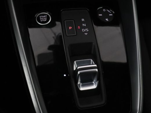 Audi A3 30 TFSI Pro Line | Carplay | Full LED | Climate control | Virtual Cockpit | Parkeerhulp | Cruise ... ActivLease financial lease