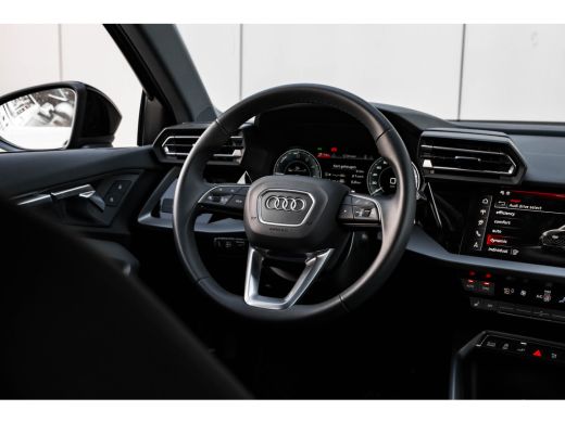 Audi A3 Sportback 40 TFSI e Advanced edition 204PK | Panorama Dak | Matrix LED Koplampen | Camera Achter ... ActivLease financial lease