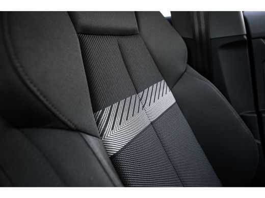 Audi A3 Sportback 40 TFSI e Advanced edition 204PK | Panorama Dak | Matrix LED Koplampen | Camera Achter ... ActivLease financial lease