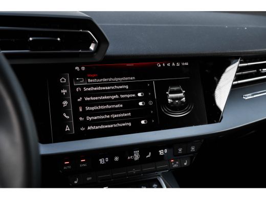 Audi A3 Sportback 40 TFSI e Advanced edition 204PK | Panorama Dak | Matrix LED Koplampen | Camera Achter ... ActivLease financial lease