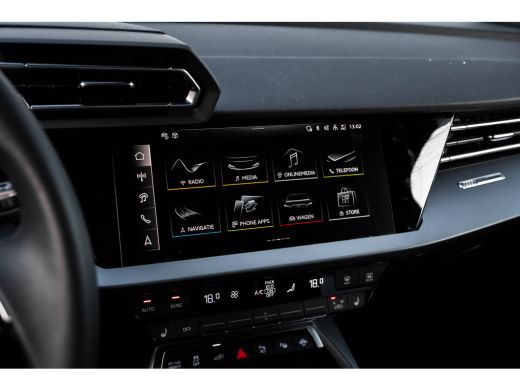Audi A3 Sportback 40 TFSI e Advanced edition 204PK | Panorama Dak | Matrix LED Koplampen | Camera Achter ... ActivLease financial lease