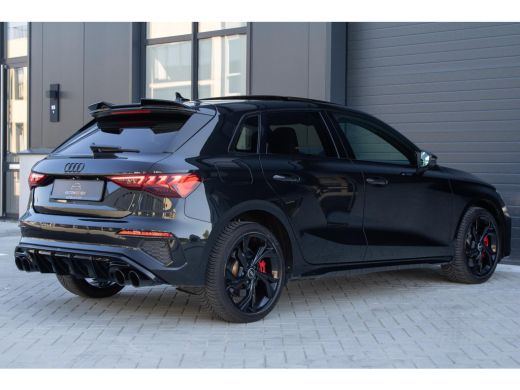 Audi A3 Sportback 45 TFSIe Competition Sline PANO S3 CAMERA ActivLease financial lease
