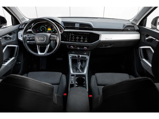 Audi Q3 45 TFSI e Advanced Edition 245 PK | Stoelverwarming Voor | Apple carplay/Android Auto | Parkeerse... ActivLease financial lease