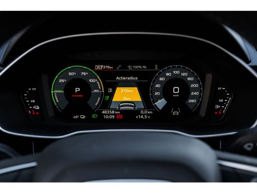 Audi Q3 45 TFSI e Advanced Edition 245 PK | Stoelverwarming Voor | Apple carplay/Android Auto | Parkeerse... ActivLease financial lease