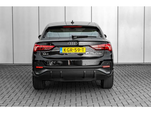 Audi Q3 45 TFSI e Advanced Edition 245 PK | Stoelverwarming Voor | Apple carplay/Android Auto | Parkeerse... ActivLease financial lease