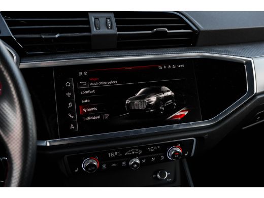 Audi Q3 45 TFSI e S Edition 245 PK | Panoramadak | Lederen Bekleding | Stoelverwarming Voor | Parkeersens... ActivLease financial lease