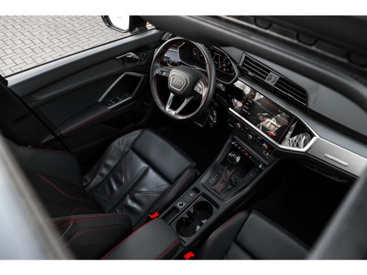 Audi Q3 45 TFSI e S Edition 245 PK | Panoramadak | Lederen Bekleding | Stoelverwarming Voor | Parkeersens... ActivLease financial lease