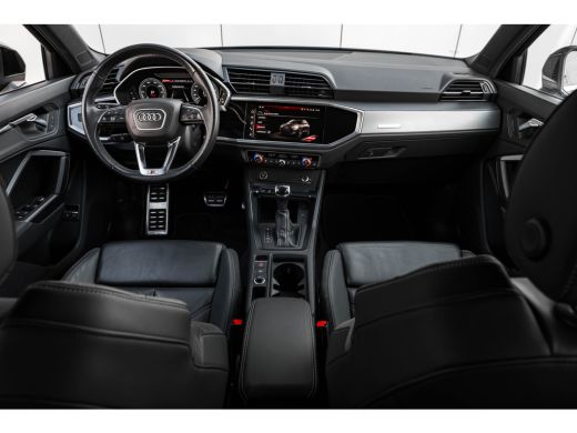 Audi Q3 45 TFSI e S edition 245PK | Panorama Dak | Sfeerverlichting | Ledere bekleding | Camera Achter | ... ActivLease financial lease