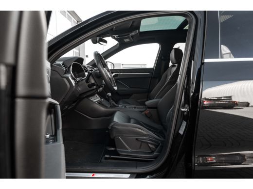 Audi Q3 45 TFSI e S edition 245PK | Panorama Dak | Sfeerverlichting | Ledere bekleding | Camera Achter | ... ActivLease financial lease
