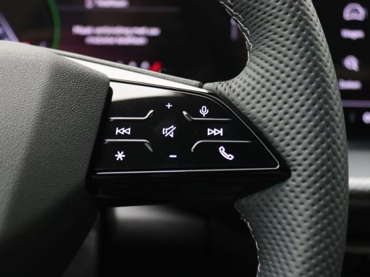 Audi Q5 2.0 TFSI e-hybrid quattro S edition Competition Pano-Schuifdak, Trekhaak, S-Line, Memorystoel, 21... ActivLease financial lease
