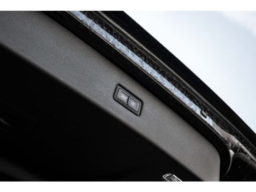 Audi Q7 60 TFSI e quattro Pro Line S Competition 490PK | Trekhaak | 4-wiel besturing | Soft Close | Panor... ActivLease financial lease