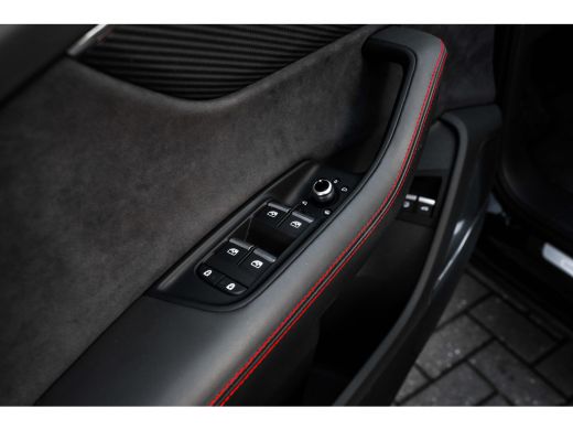 Audi Q7 60 TFSI e quattro Pro Line S Competition 490PK | Trekhaak | 4-wiel besturing | Soft Close | Panor... ActivLease financial lease