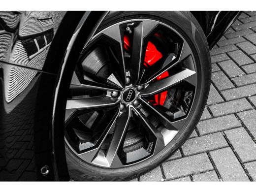 Audi Q7 60 TFSI e quattro Pro Line S Competition 490PK | Trekhaak | 4-wiel besturing | Soft Close | Panor... ActivLease financial lease