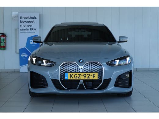 BMW i4 40 xDrive M Sport | Adapt. Cruise | Schuifdak | Harman & Kardon | Head-up | 360 Camera | Adaptief... ActivLease financial lease