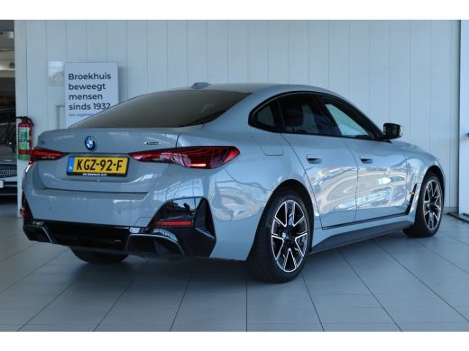 BMW i4 40 xDrive M Sport | Adapt. Cruise | Schuifdak | Harman & Kardon | Head-up | 360 Camera | Adaptief... ActivLease financial lease