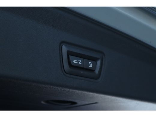 BMW i4 40 xDrive M Sport | Adapt. Cruise | Schuifdak | Harman & Kardon | Head-up | 360 Camera | Adaptief... ActivLease financial lease
