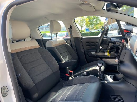 Citroën C3 1.2 PureTech Business Airco | AppleCarplay/ Android Auto | Camera | Cruise Control | DAB | Navi |... ActivLease financial lease