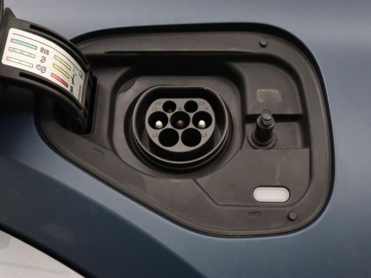 CUPRA Formentor 1.4 eHybrid VZ Performance | SOH 89% | Panoramadak | Leder | Stoelverwarming | Carplay | Sfeerver... ActivLease financial lease