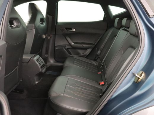 CUPRA Formentor 1.4 eHybrid VZ Performance | SOH 89% | Panoramadak | Leder | Stoelverwarming | Carplay | Sfeerver... ActivLease financial lease