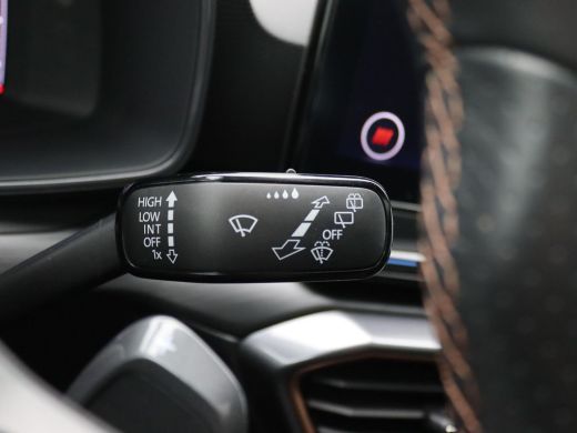 CUPRA Leon Sportstourer 1.4 e-Hybrid Black Edition 245PK DSG Pano-Schuifdak, Keyless, Side Assist, Navi, Achteruitrijcame... ActivLease financial lease